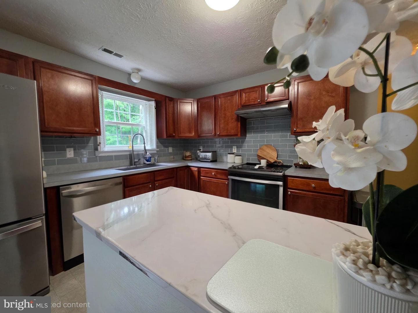 112 Ashley Drive photo 45