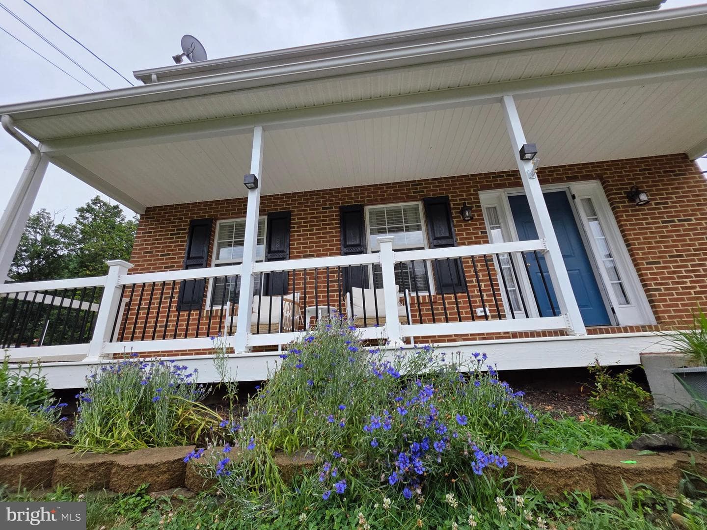 112 Ashley Drive photo 5