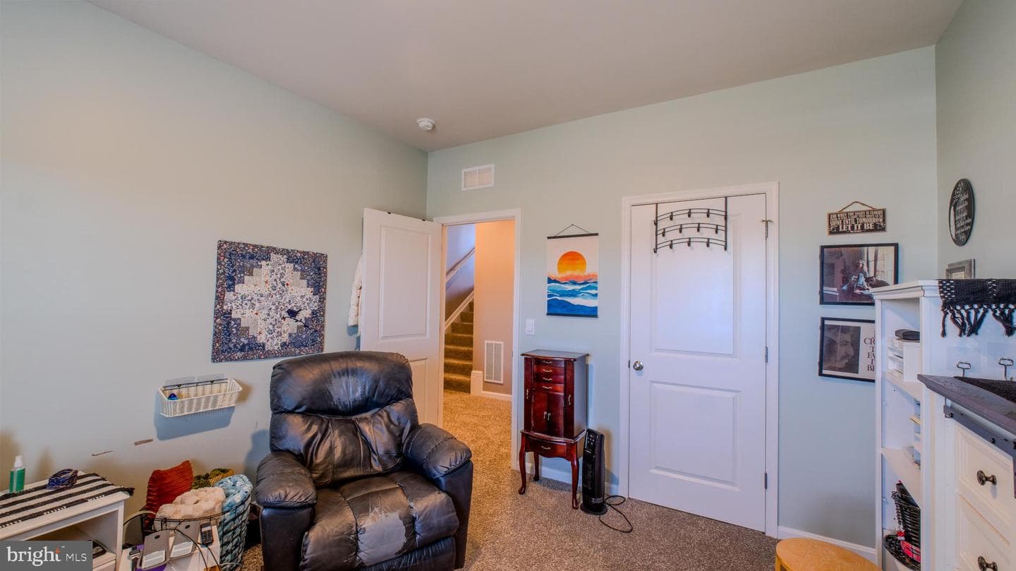 122 Clerkenwell Drive photo 15