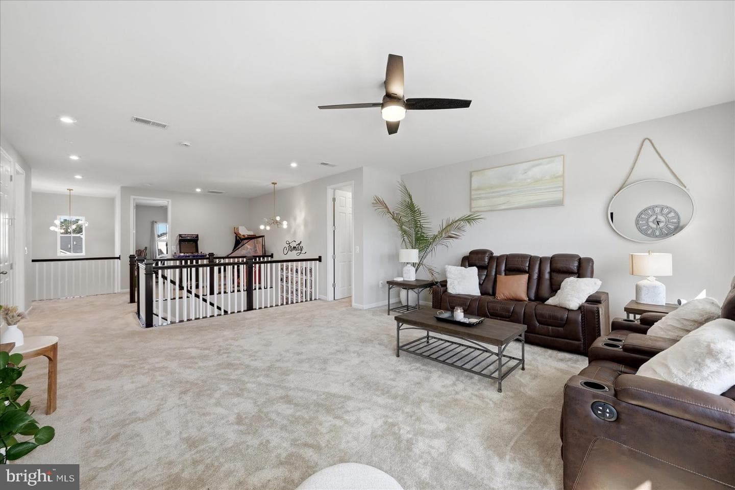 102 Triangle Court photo 35