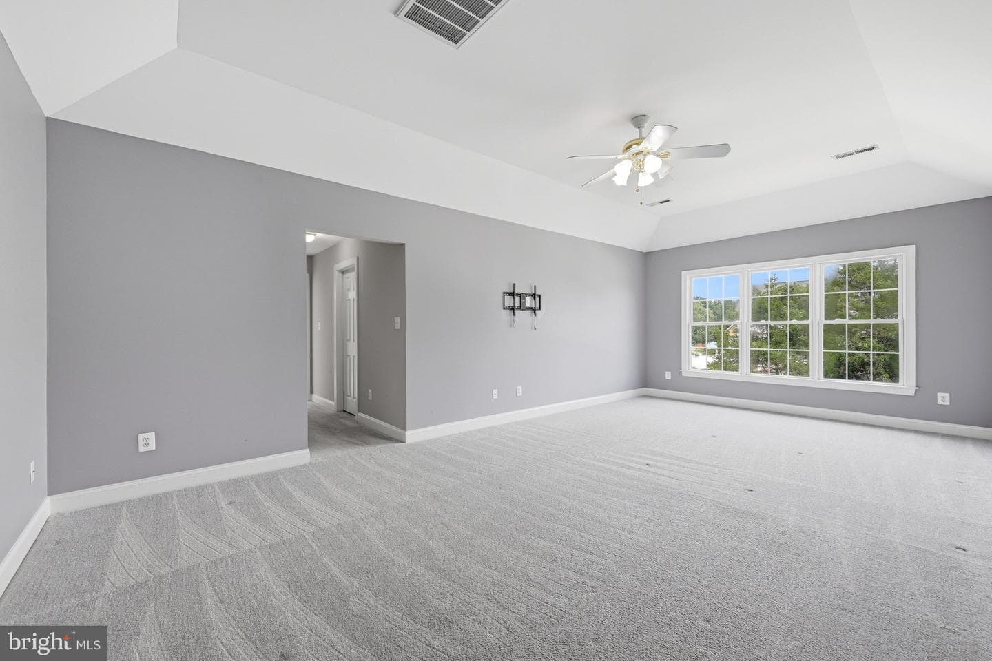 104 Bramble Court photo 29