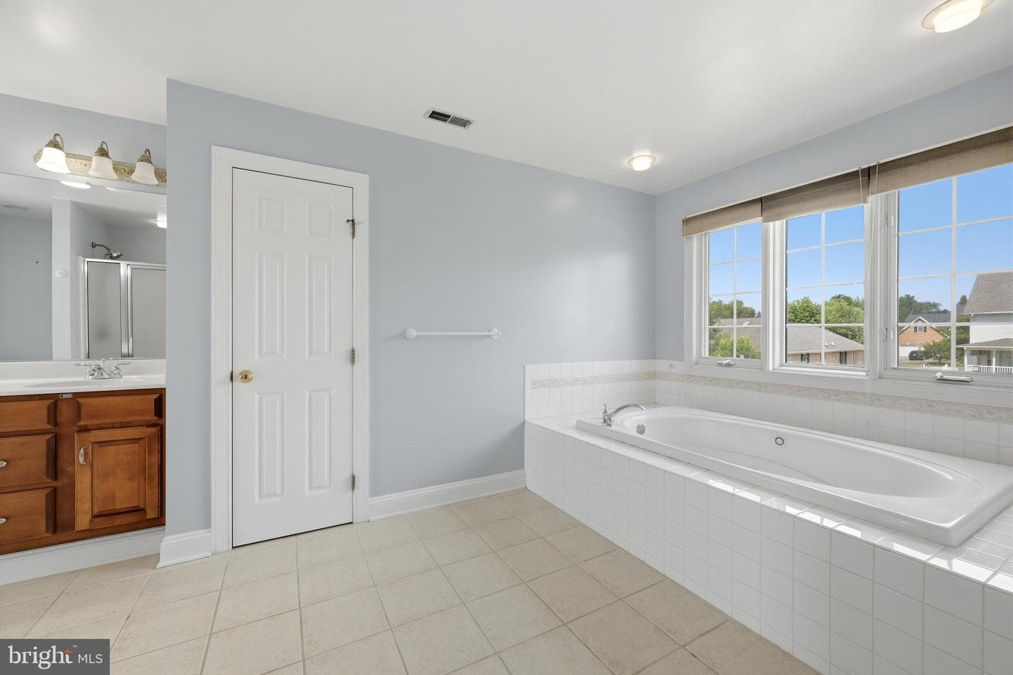 104 Bramble Court photo 33