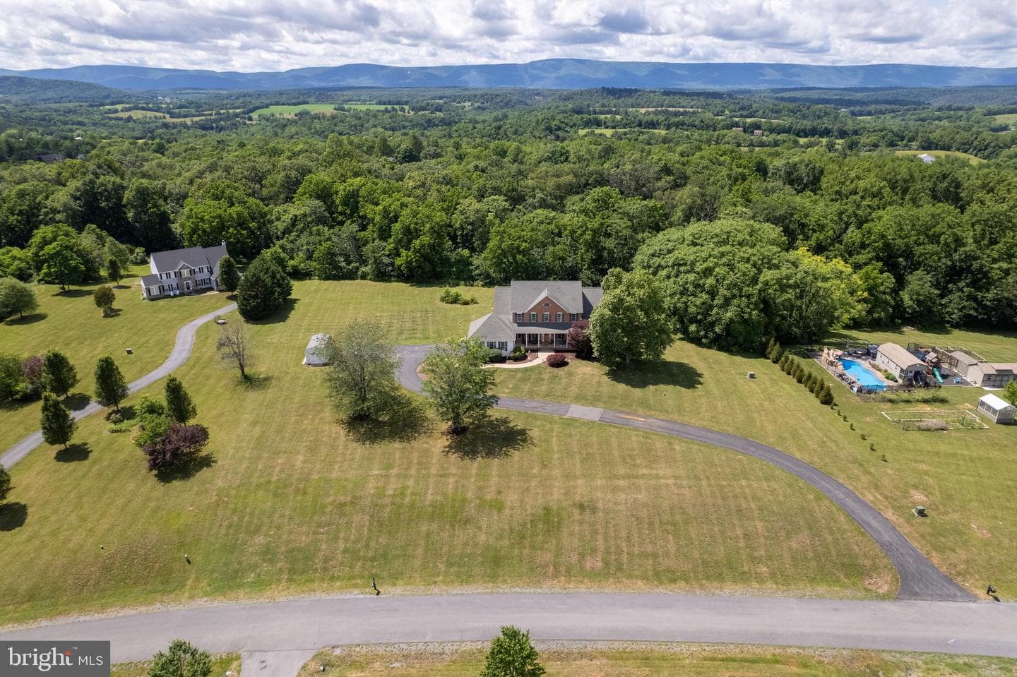 356 Chimney Circle photo 90