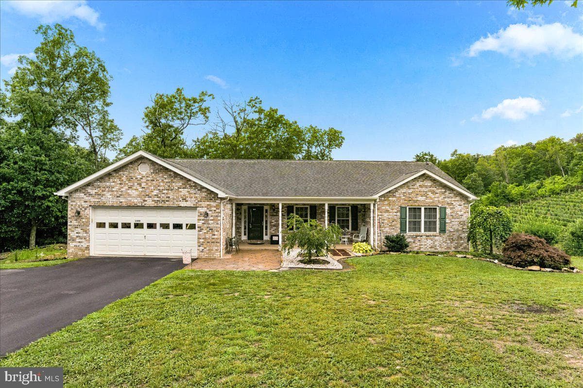 1309 Redland Road, Cross Junction