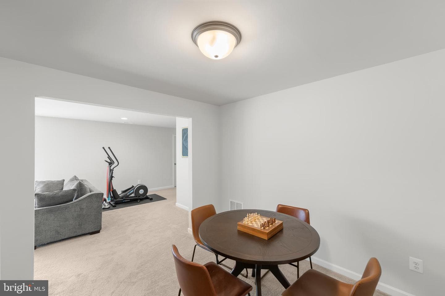 242 Barrister St photo 40