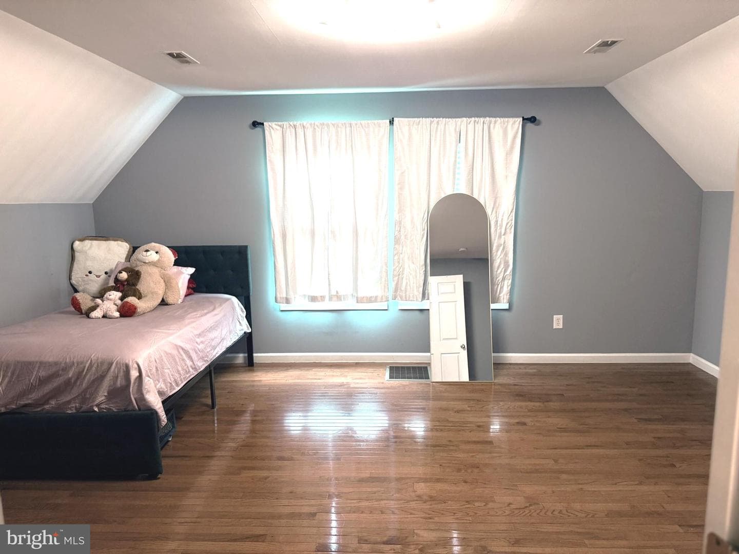 112 Hites Street photo 13