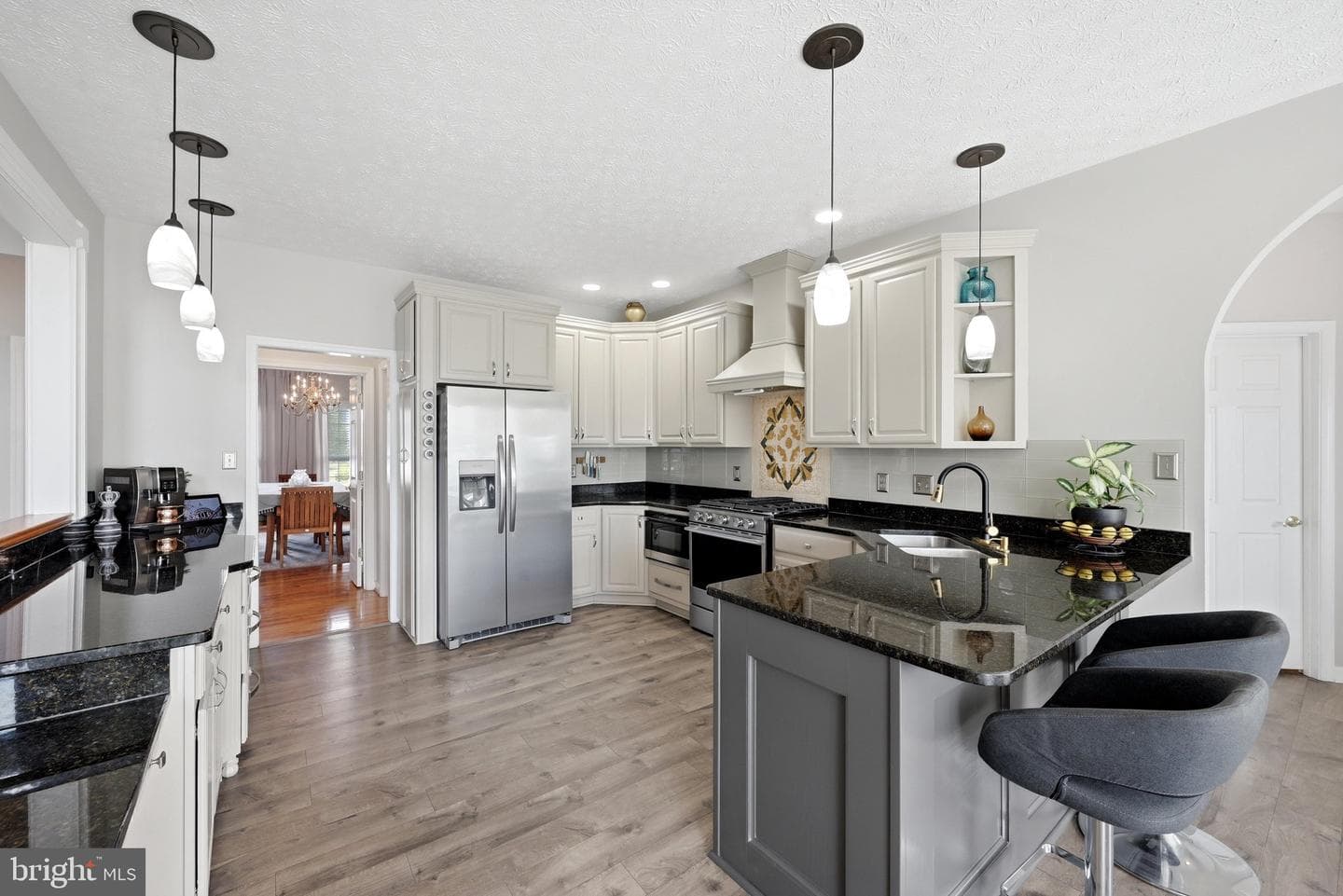 297 Huntersridge Road photo 32