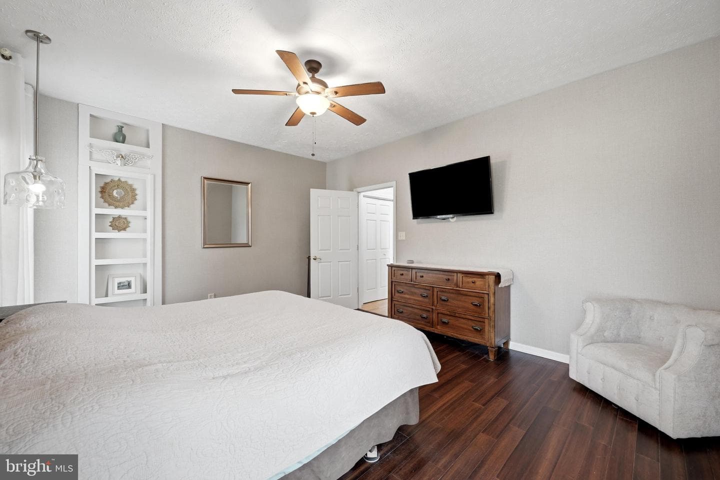 297 Huntersridge Road photo 44