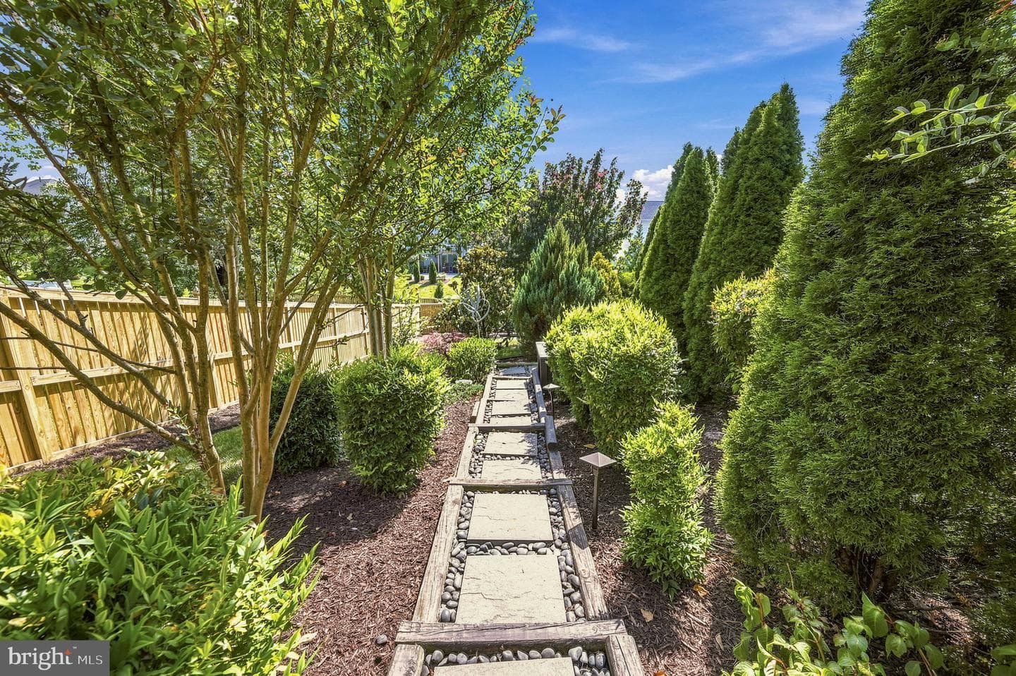 297 Huntersridge Road photo 88