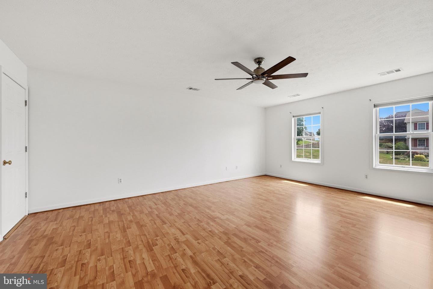 121 Fortress Drive photo 24