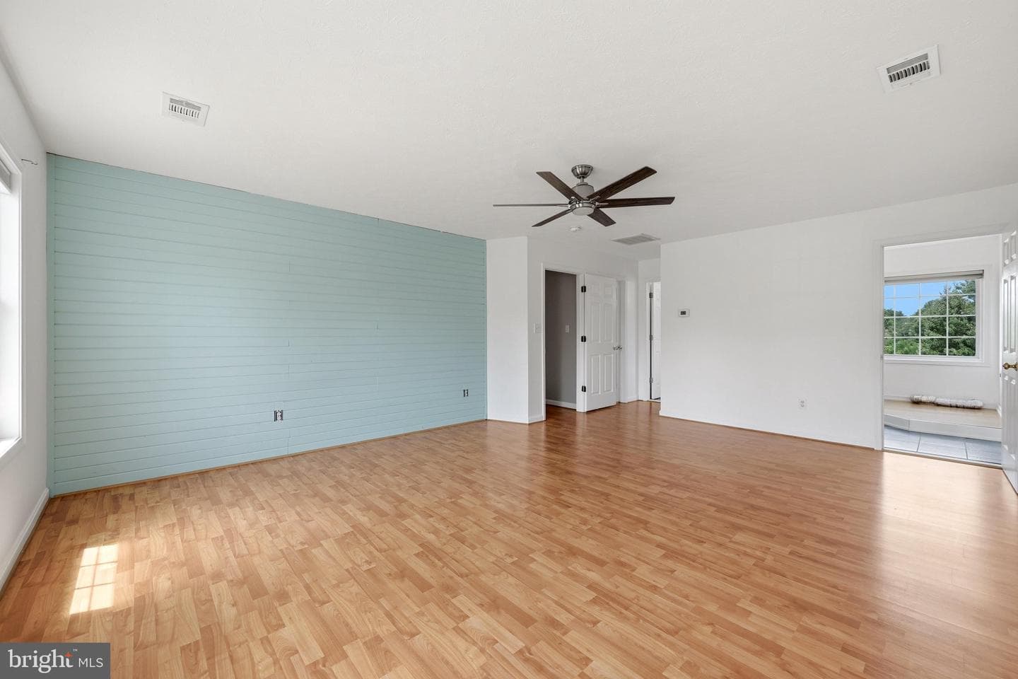 121 Fortress Drive photo 26