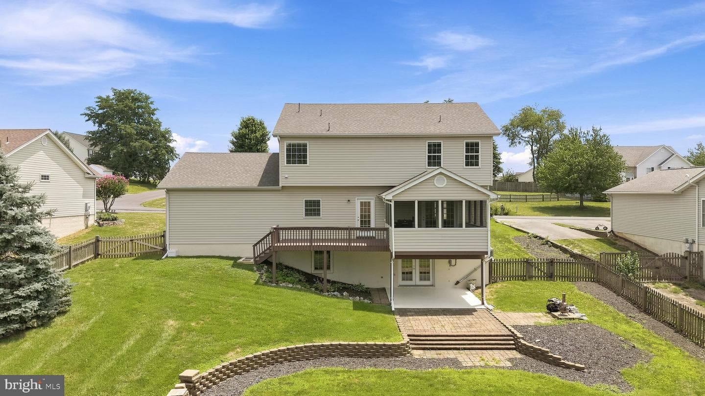 121 Fortress Drive photo 65