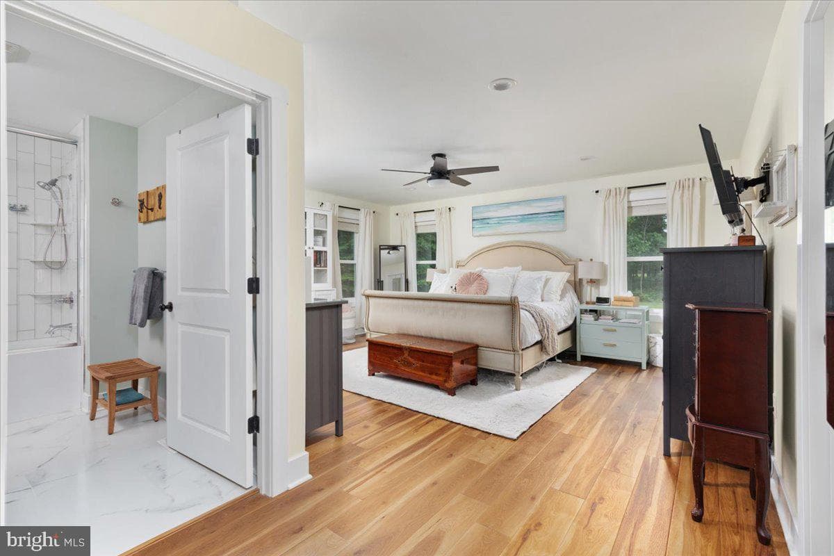 243 Vesper photo 13
