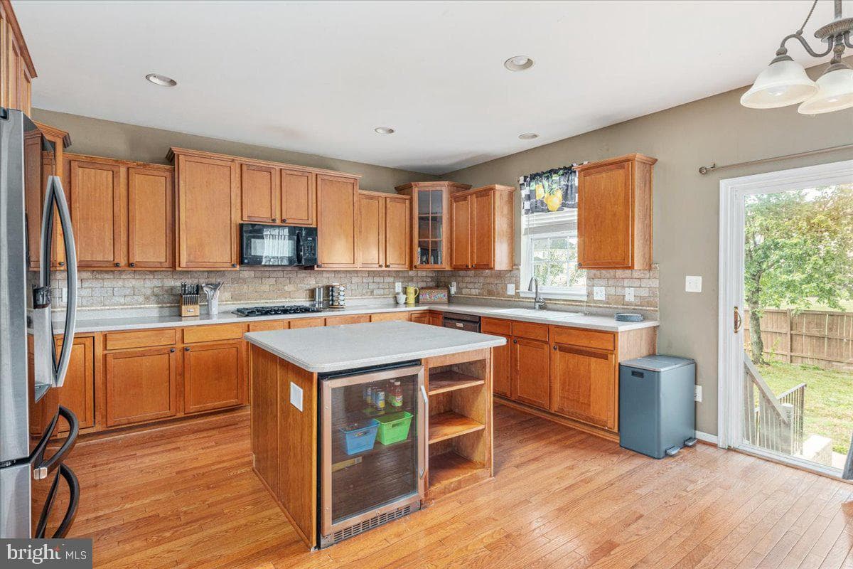 135 Blackburns Ford Drive photo 7