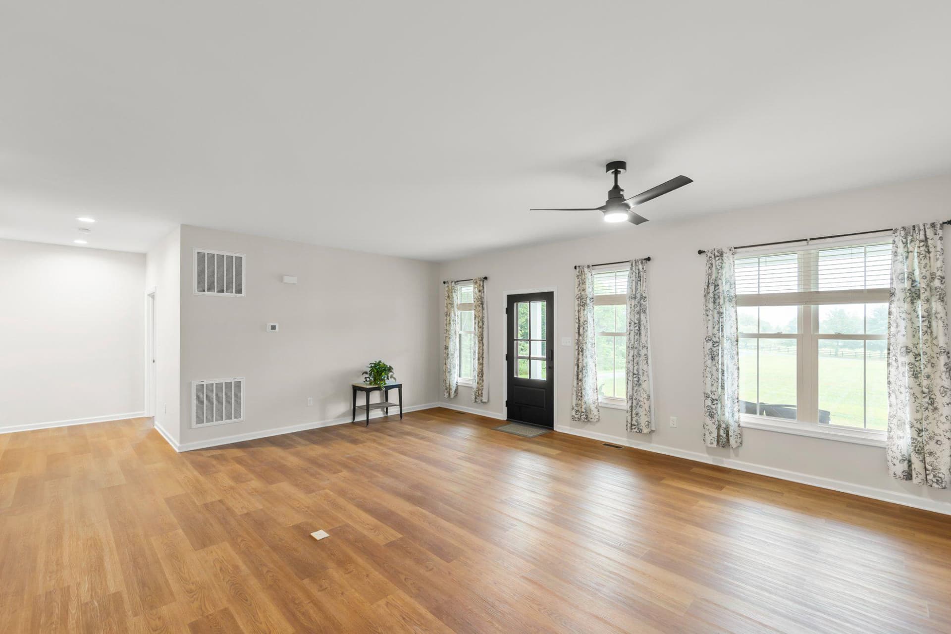 375 Tavistock Drive photo 11