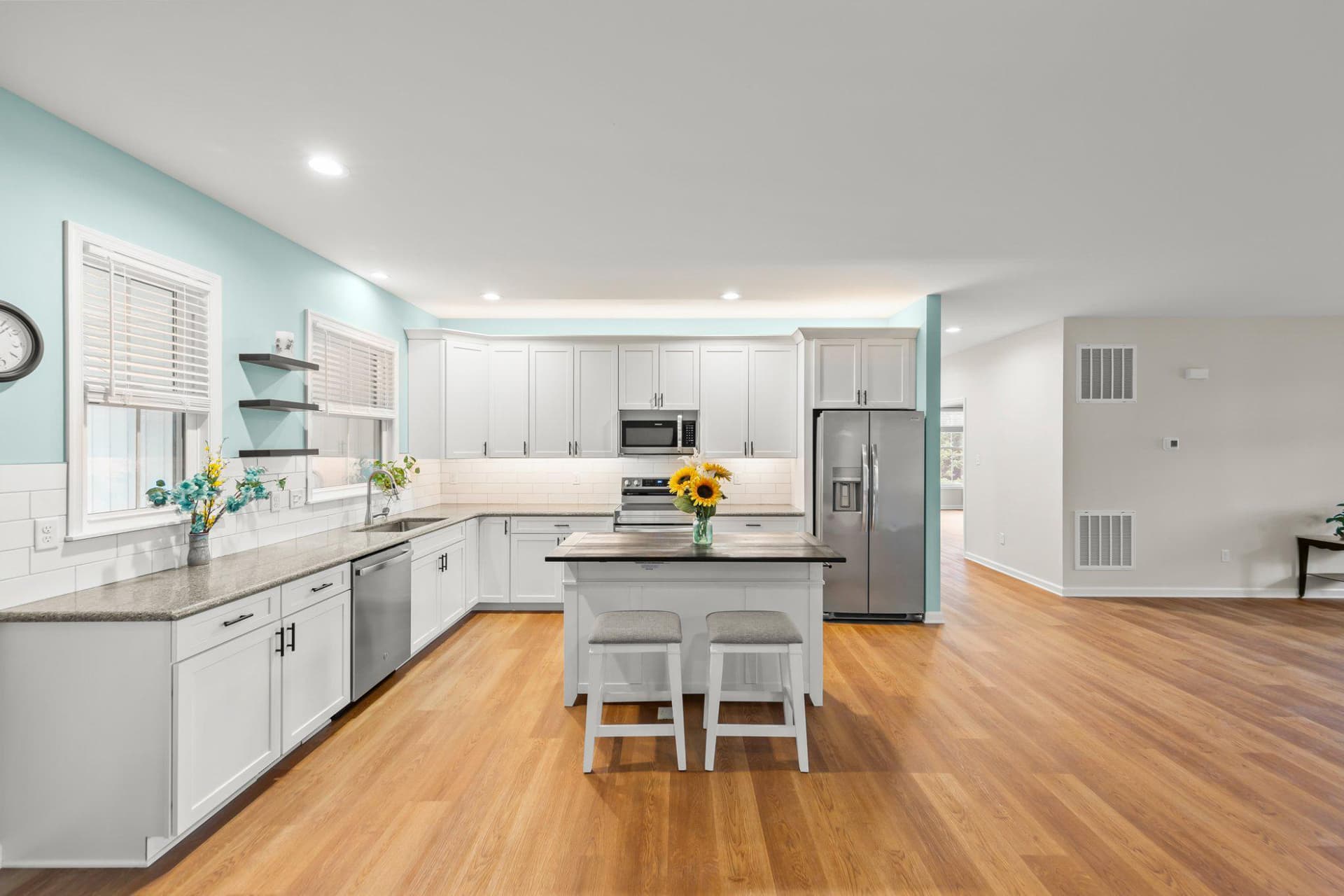 375 Tavistock Drive photo 5