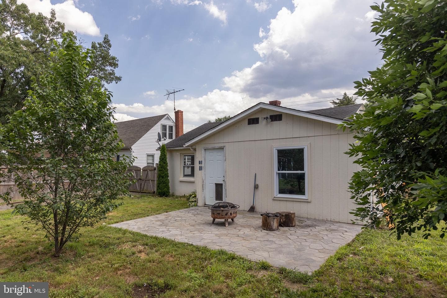 143 E Dowell J Circle E photo 13