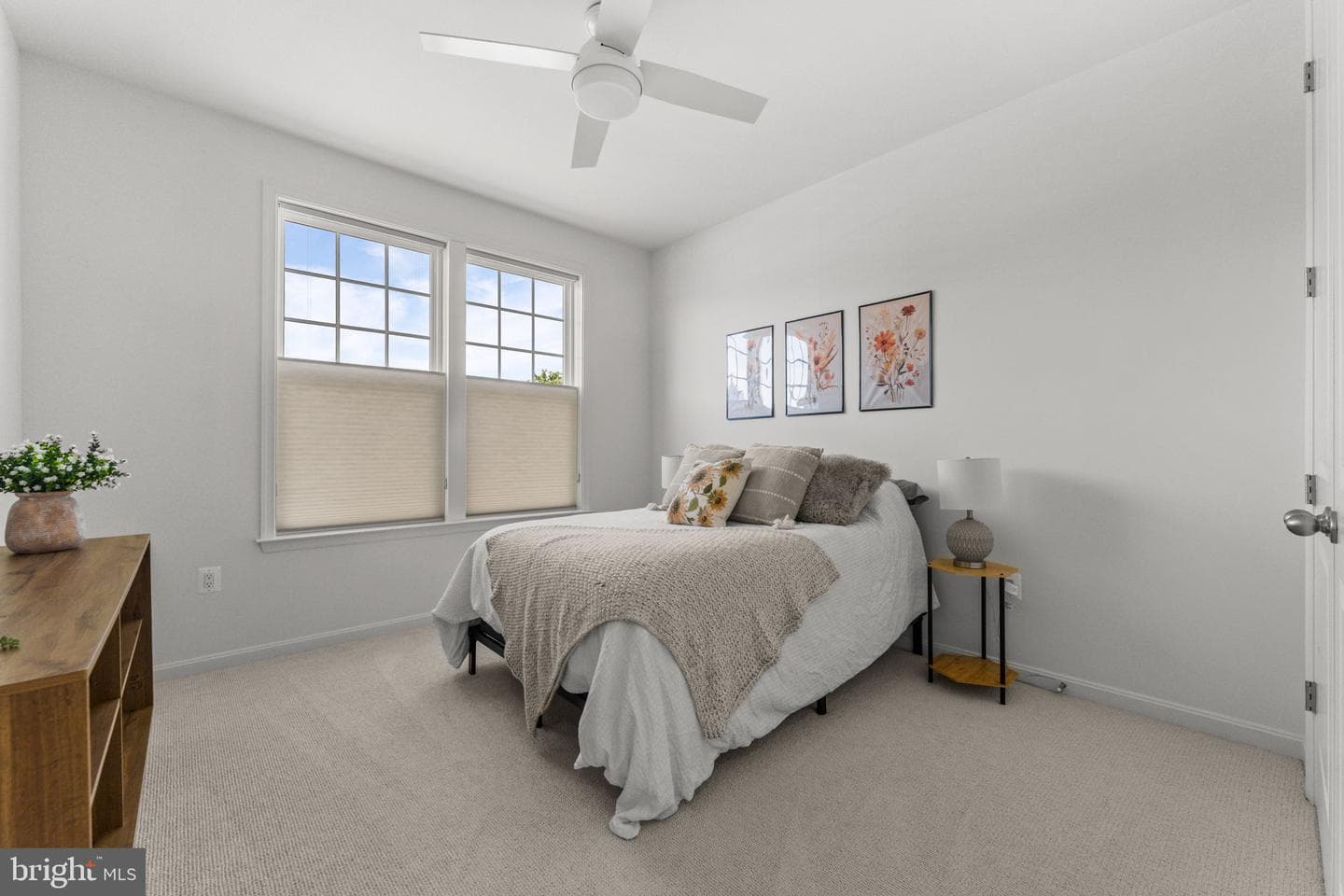 132 Triangle Court photo 9
