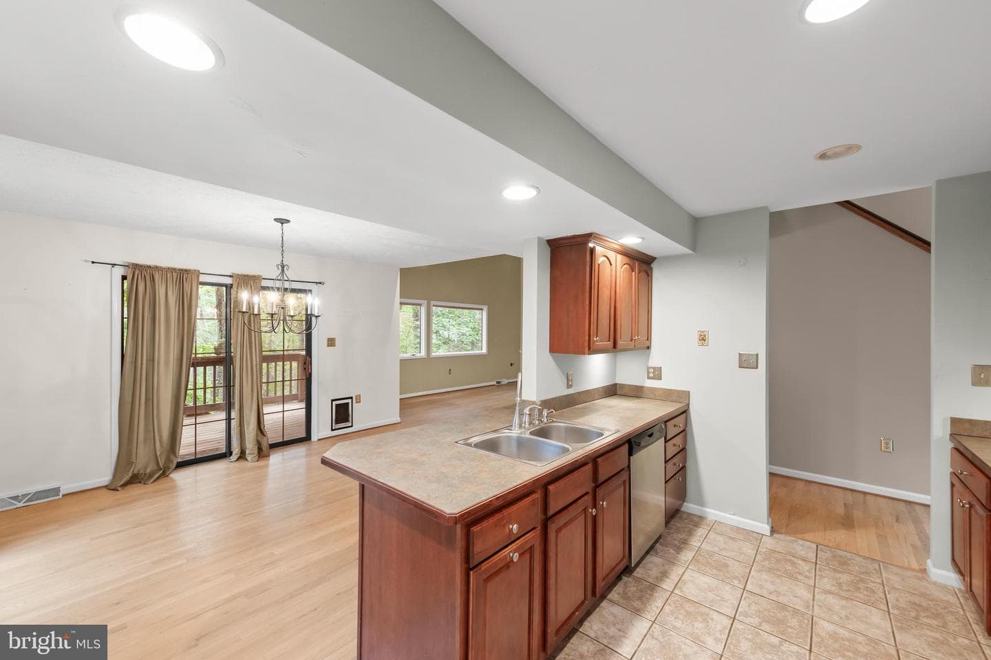 1317 Lakeview Drive photo 23