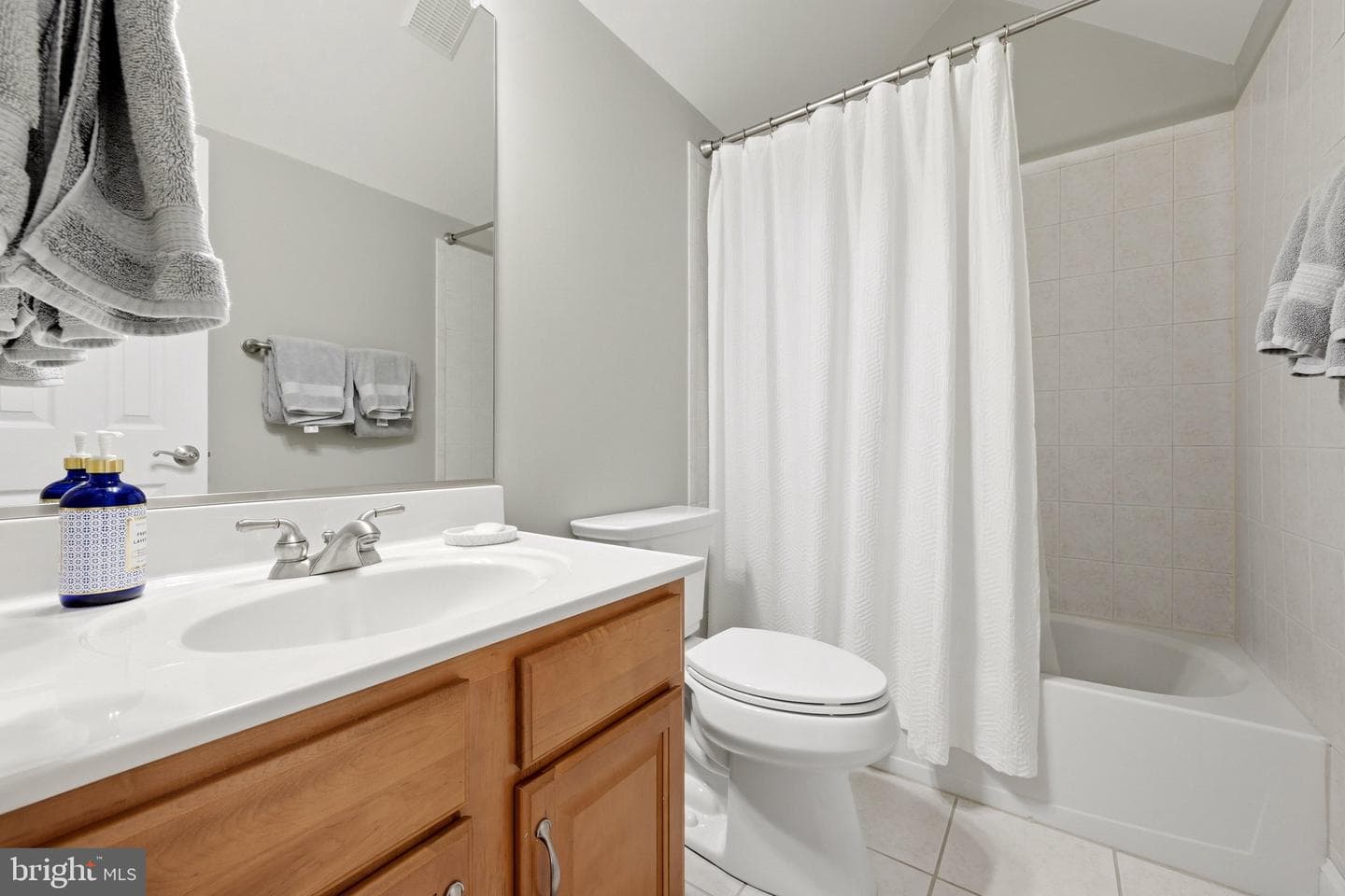 136 Cahille Drive photo 61