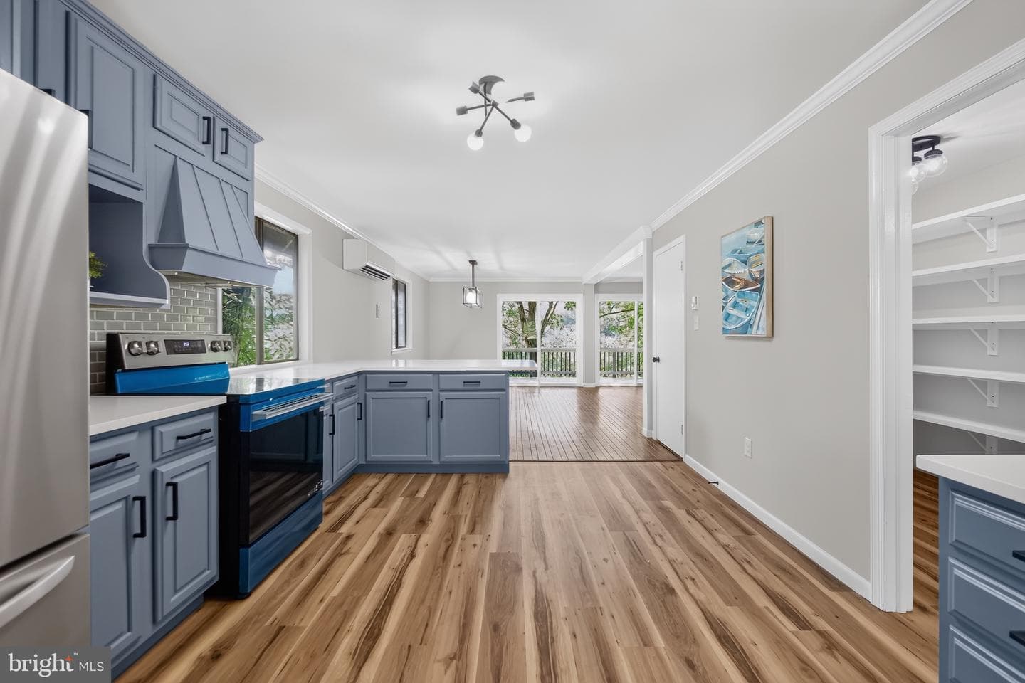 233 Sunset Circle photo 14