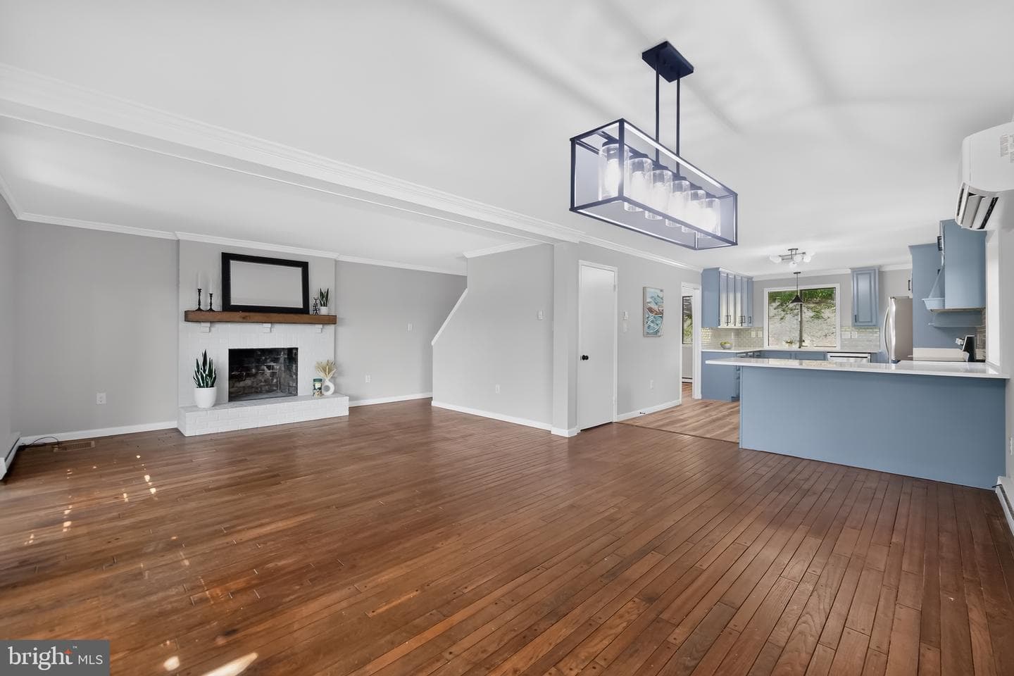 233 Sunset Circle photo 17
