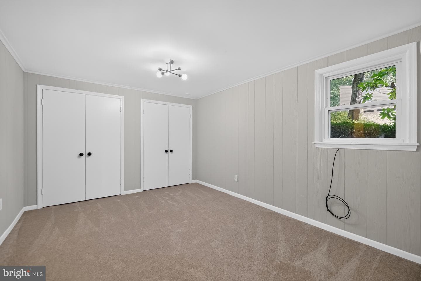 233 Sunset Circle photo 37