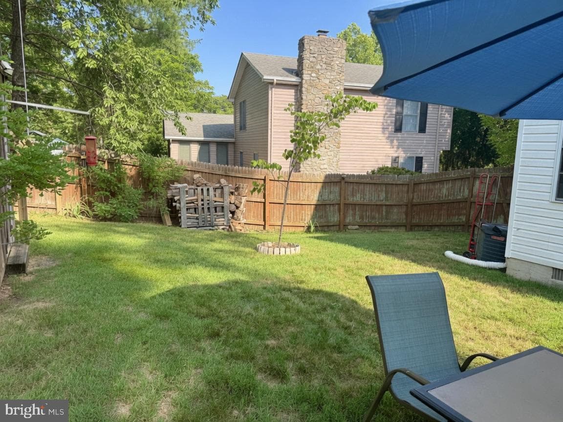 219 Lakeside Drive photo 30