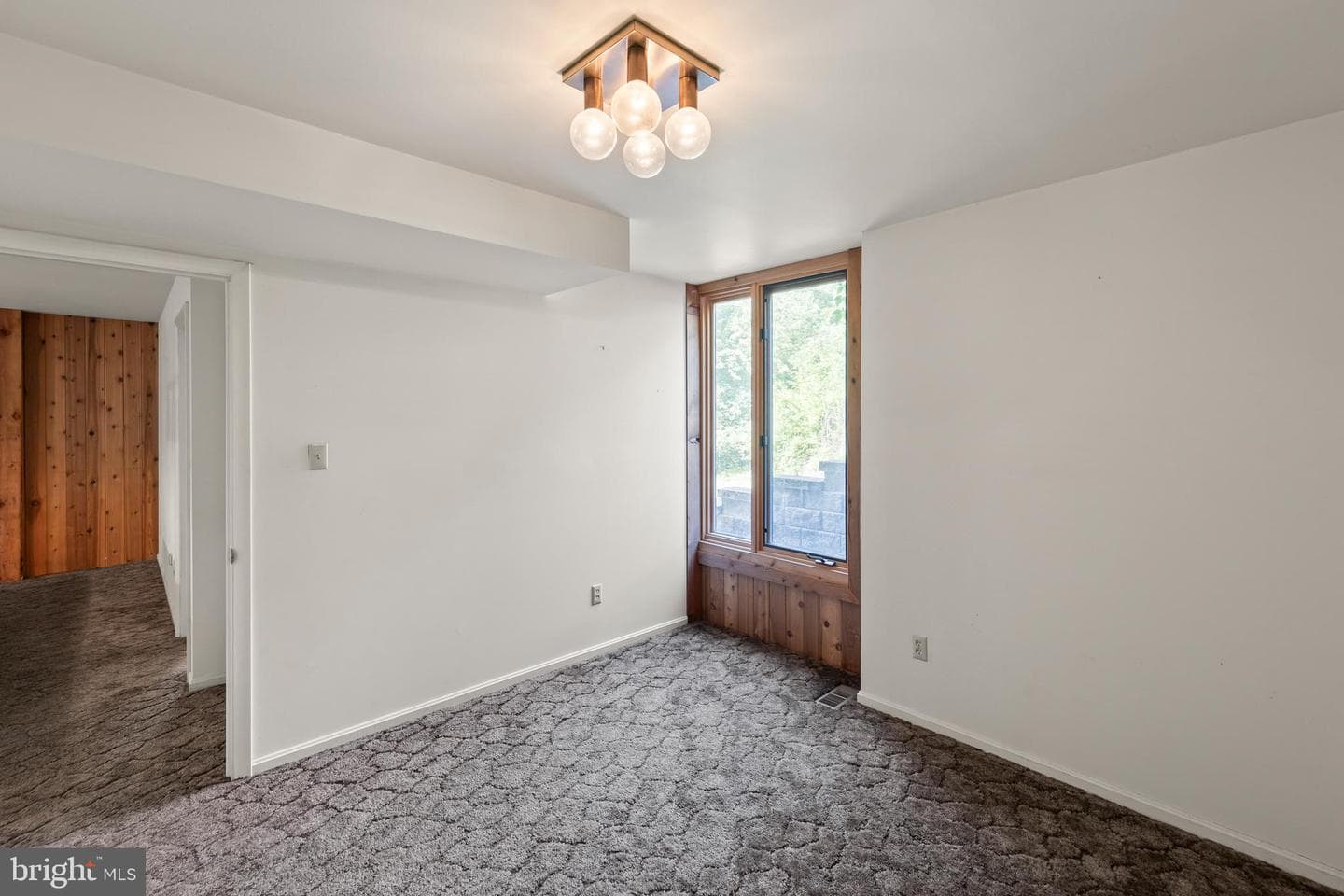 432 Spring Valley Drive photo 32