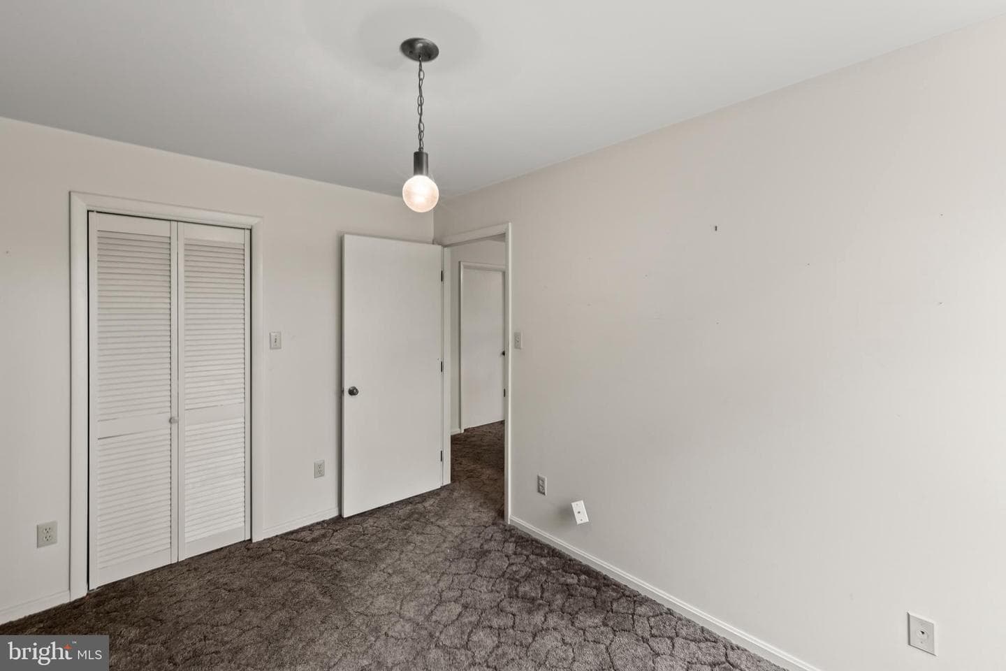 432 Spring Valley Drive photo 35