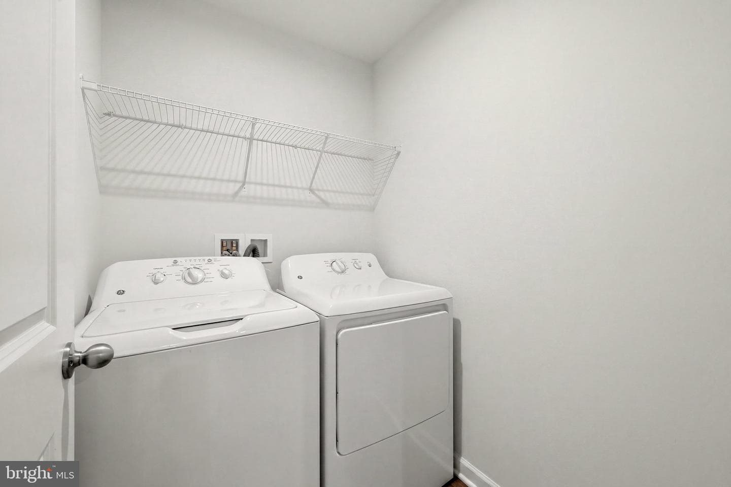 154 Dursley Circle photo 16
