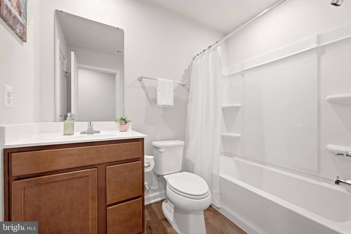 154 Dursley Circle photo 25