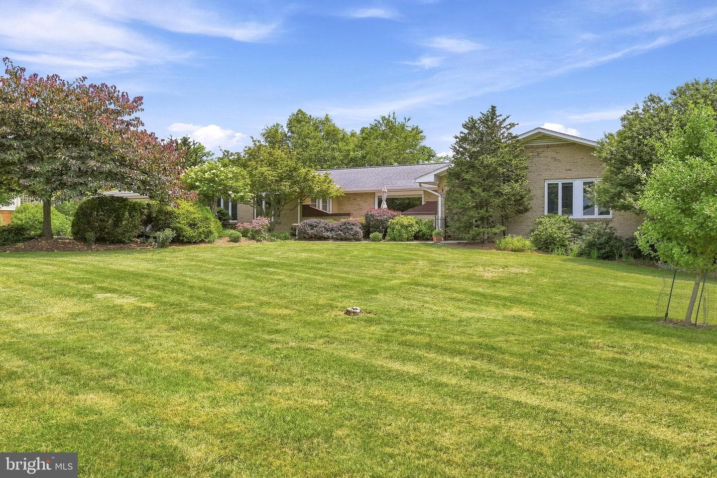 140 Stonebrook Road photo 4