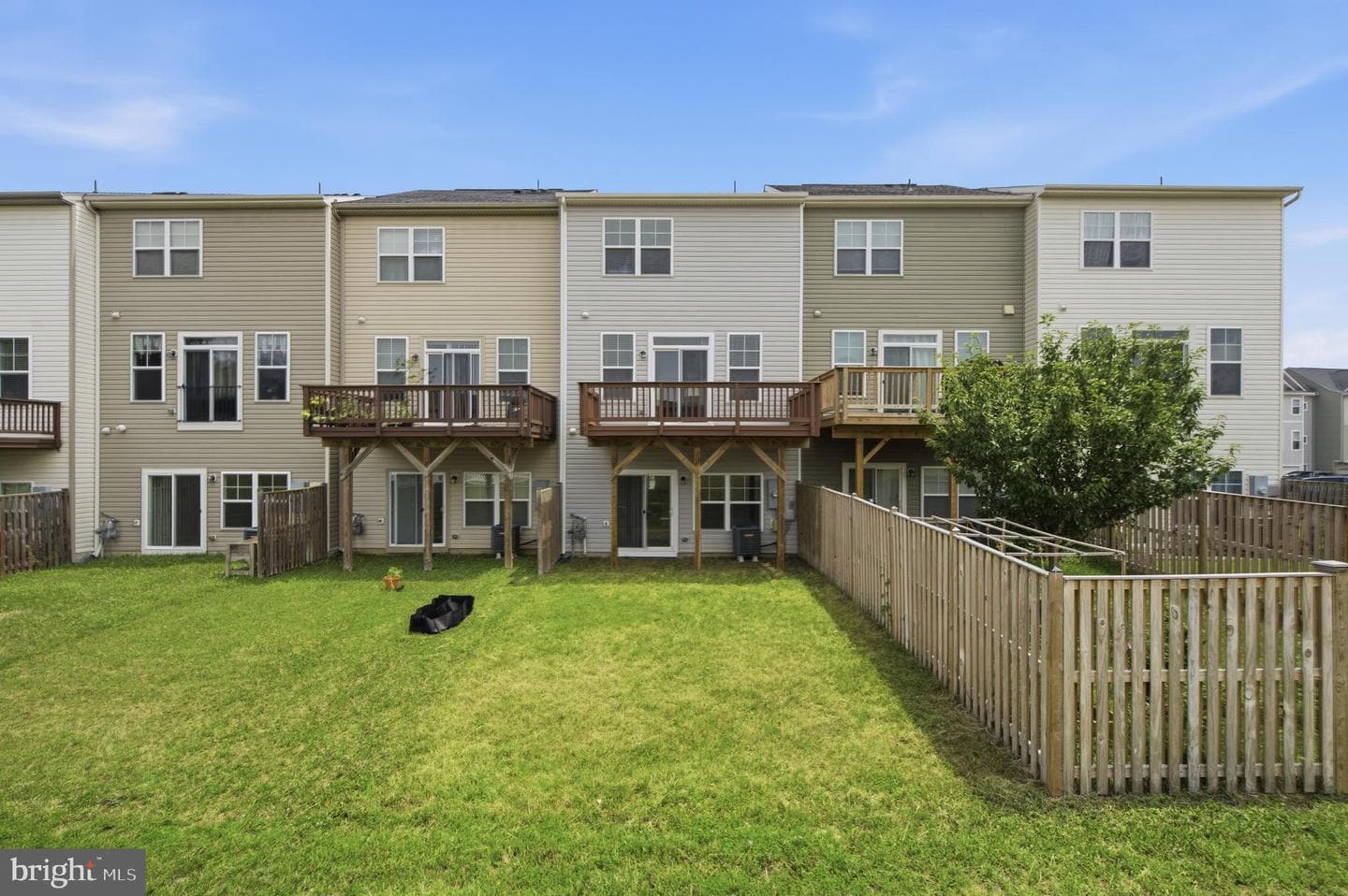 105 Fading Star Court photo 34