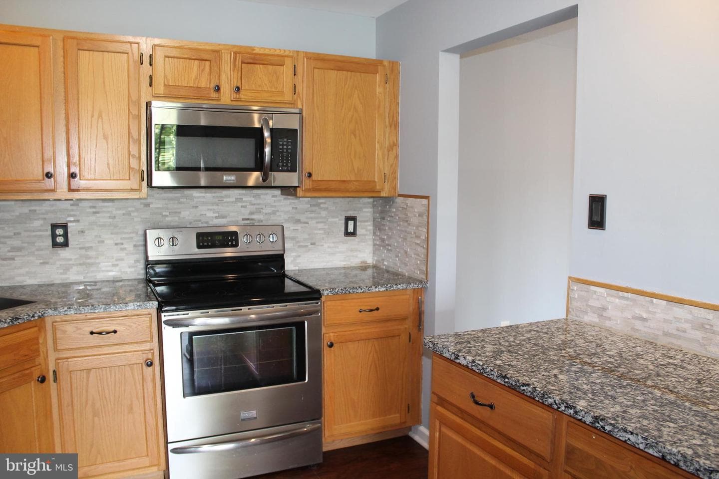 136 Brookland Court #6 photo 5
