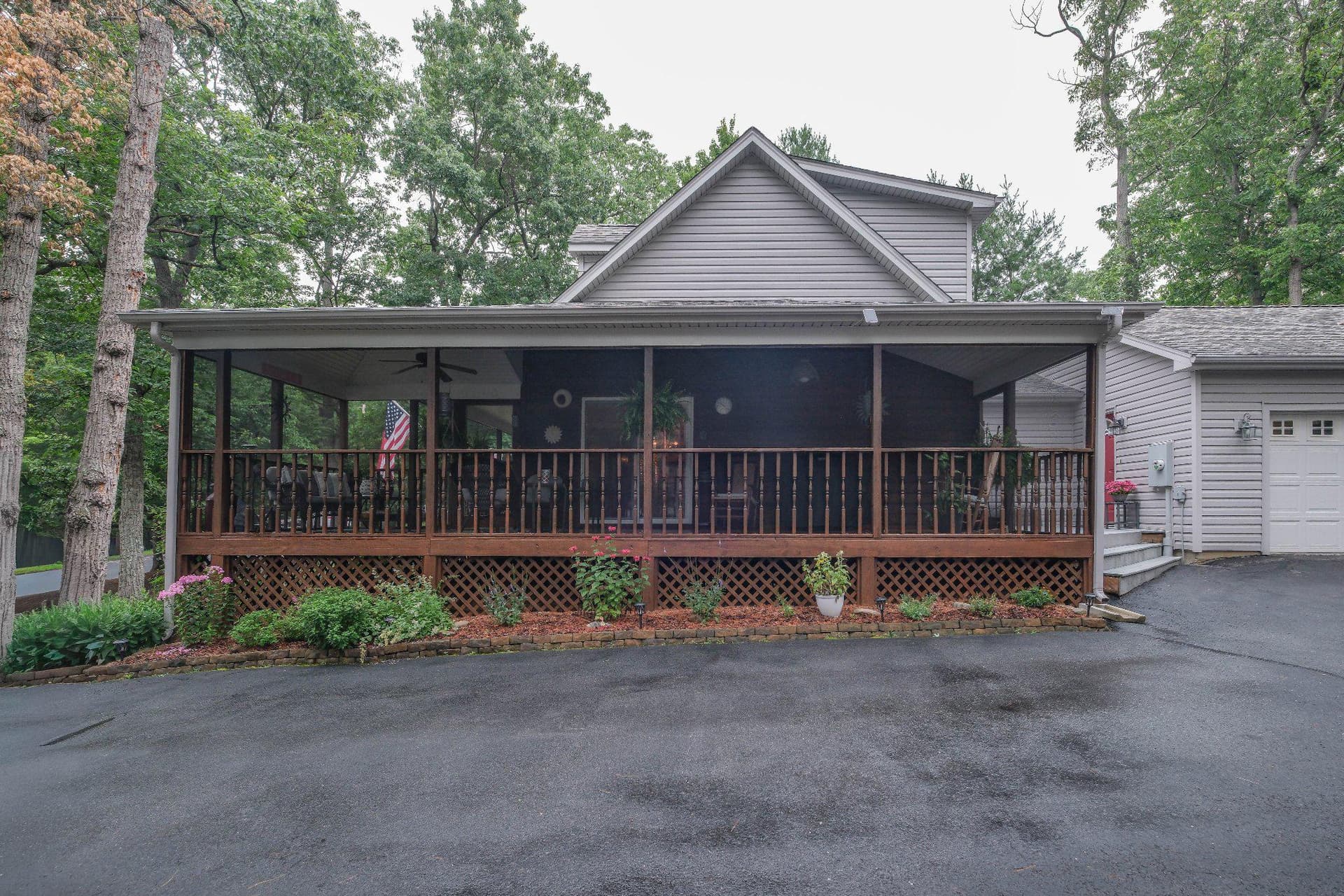 228 Fairway Circle photo 3