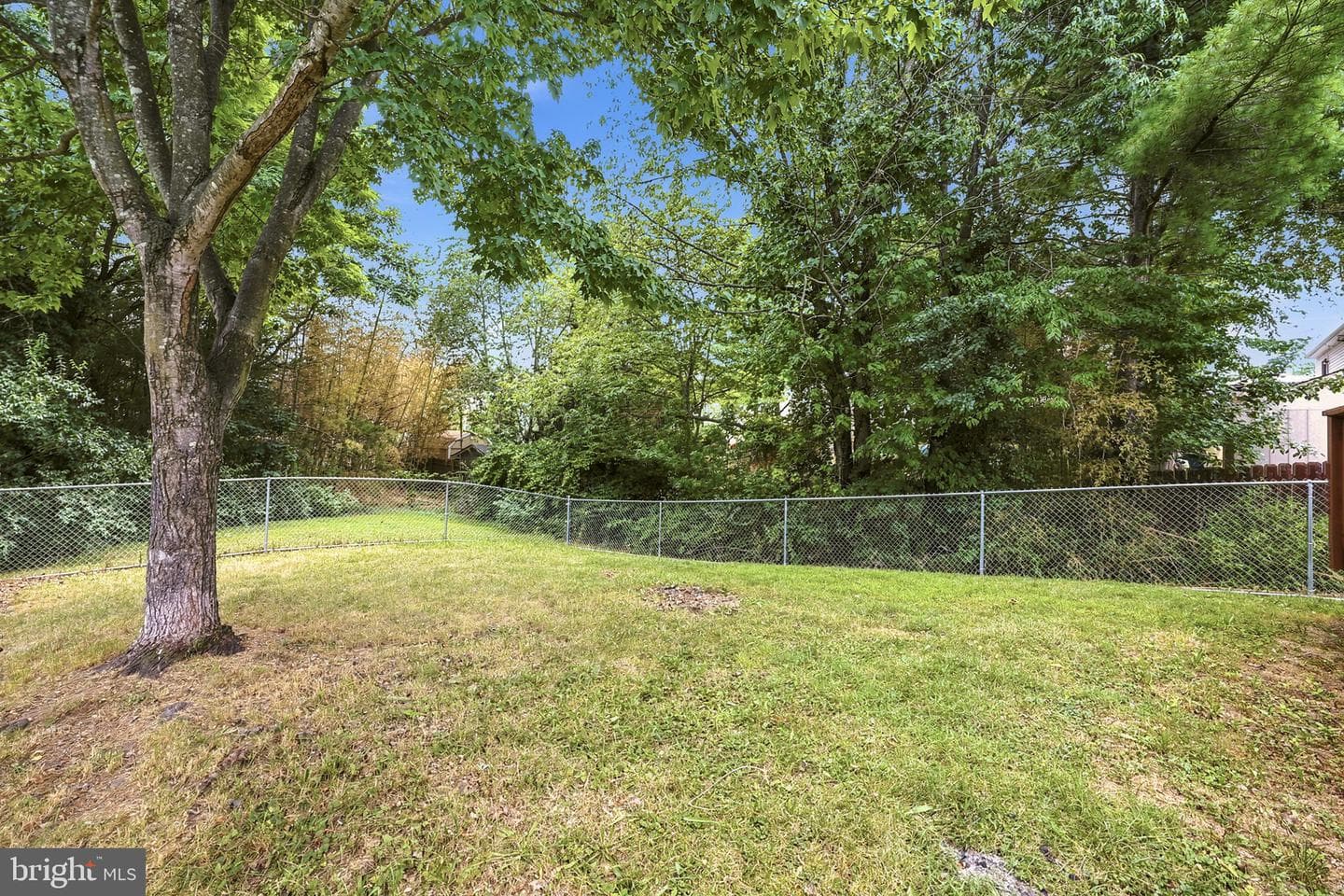 100 Oakmont Circle photo 27