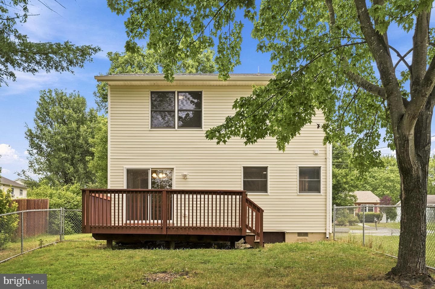 100 Oakmont Circle photo 28
