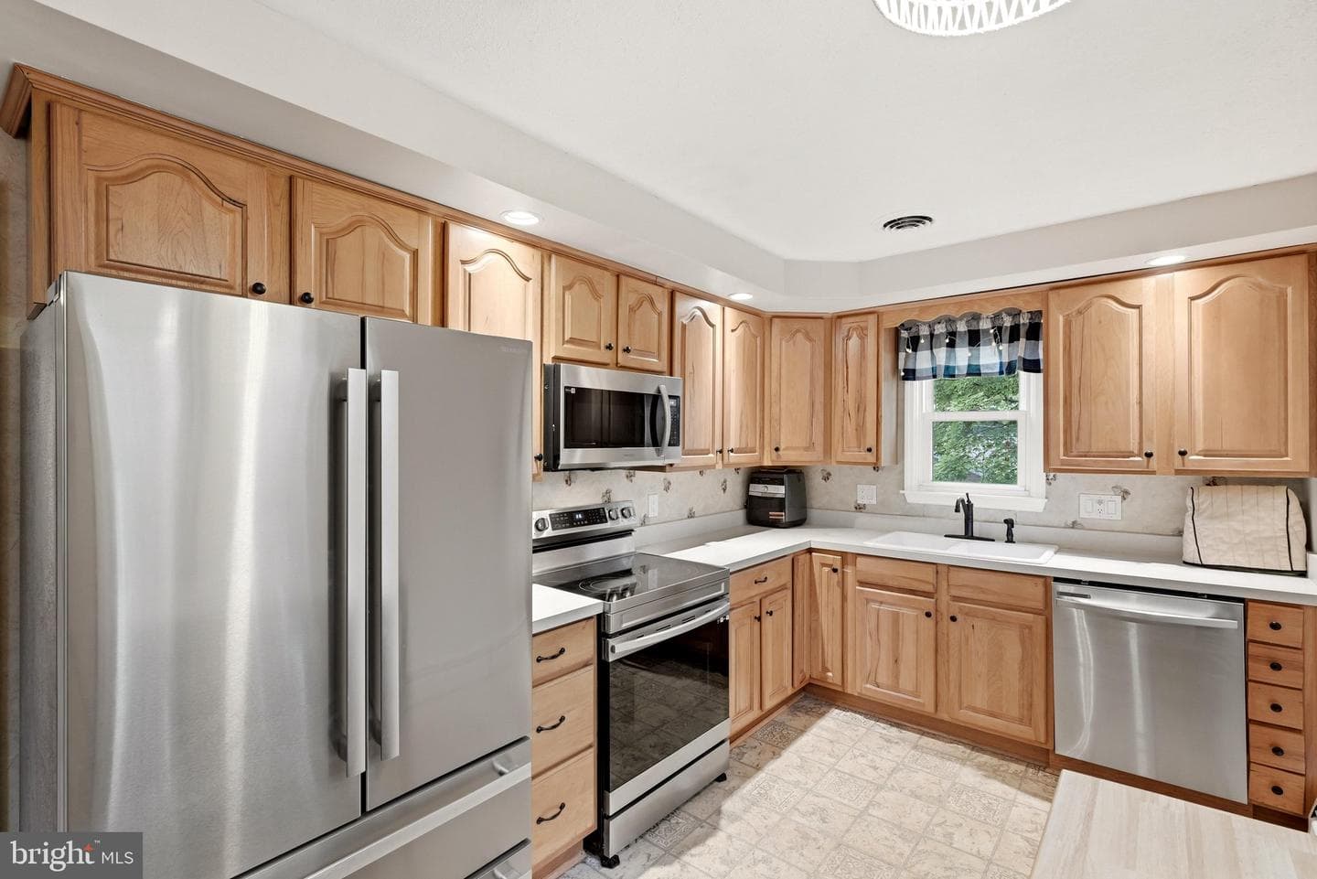 145 Wilkins Drive photo 12