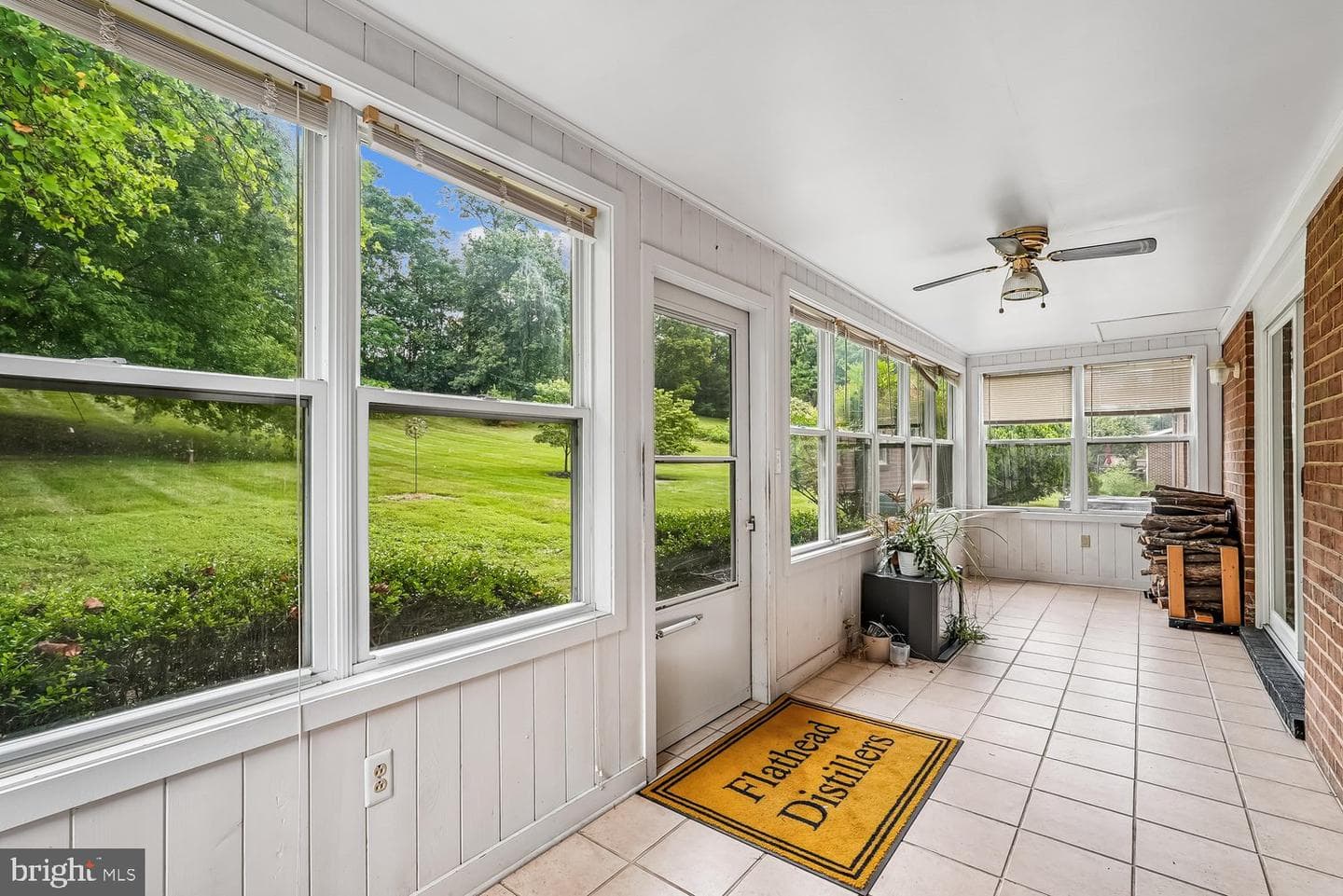 112 Beverly Dr photo 16