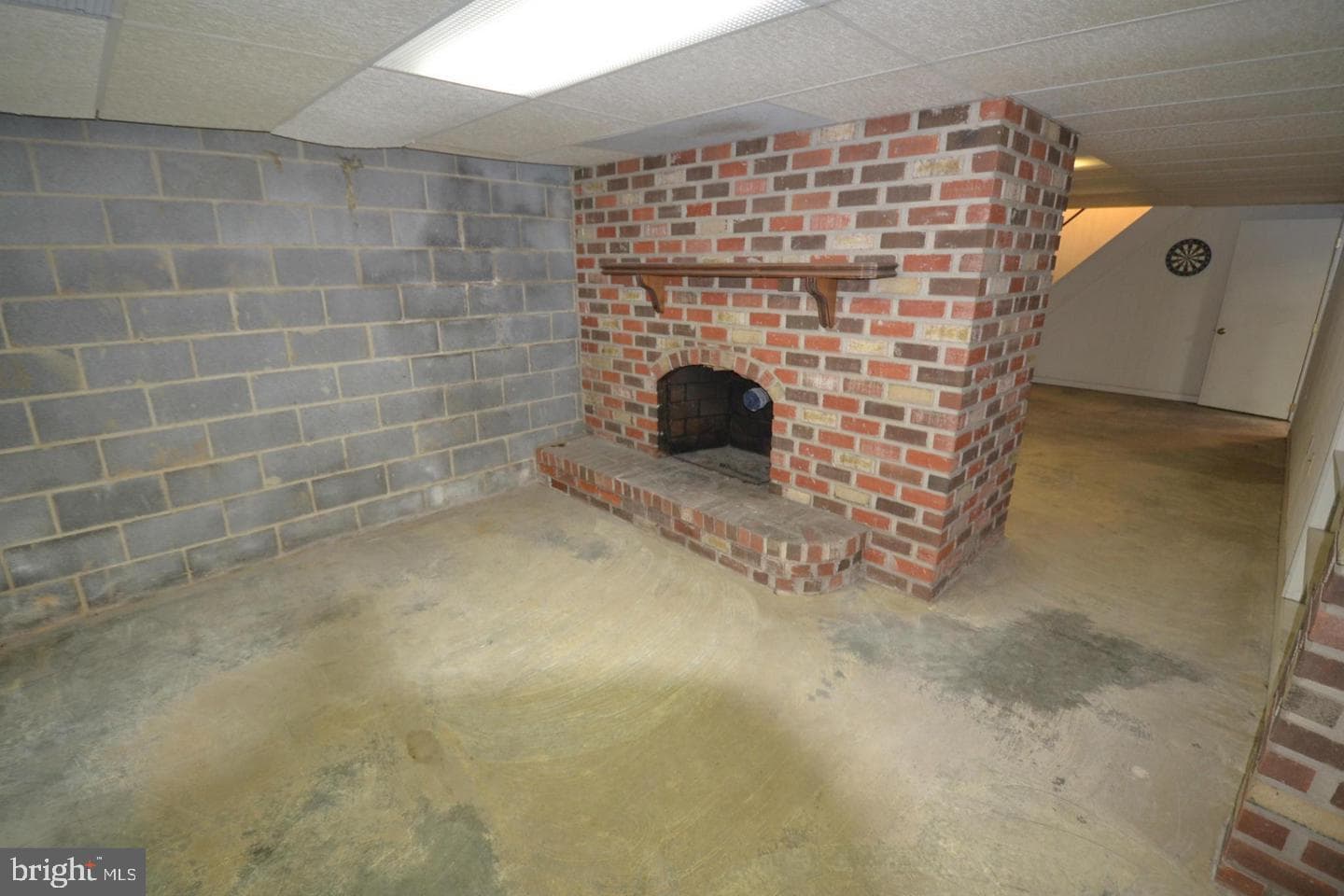 112 Beverly Dr photo 32