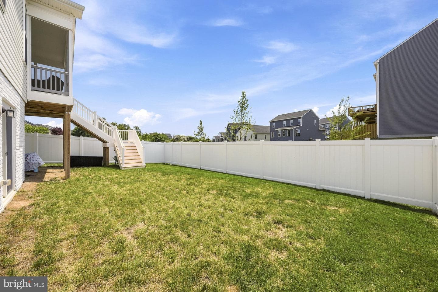102 Crofton Court photo 56