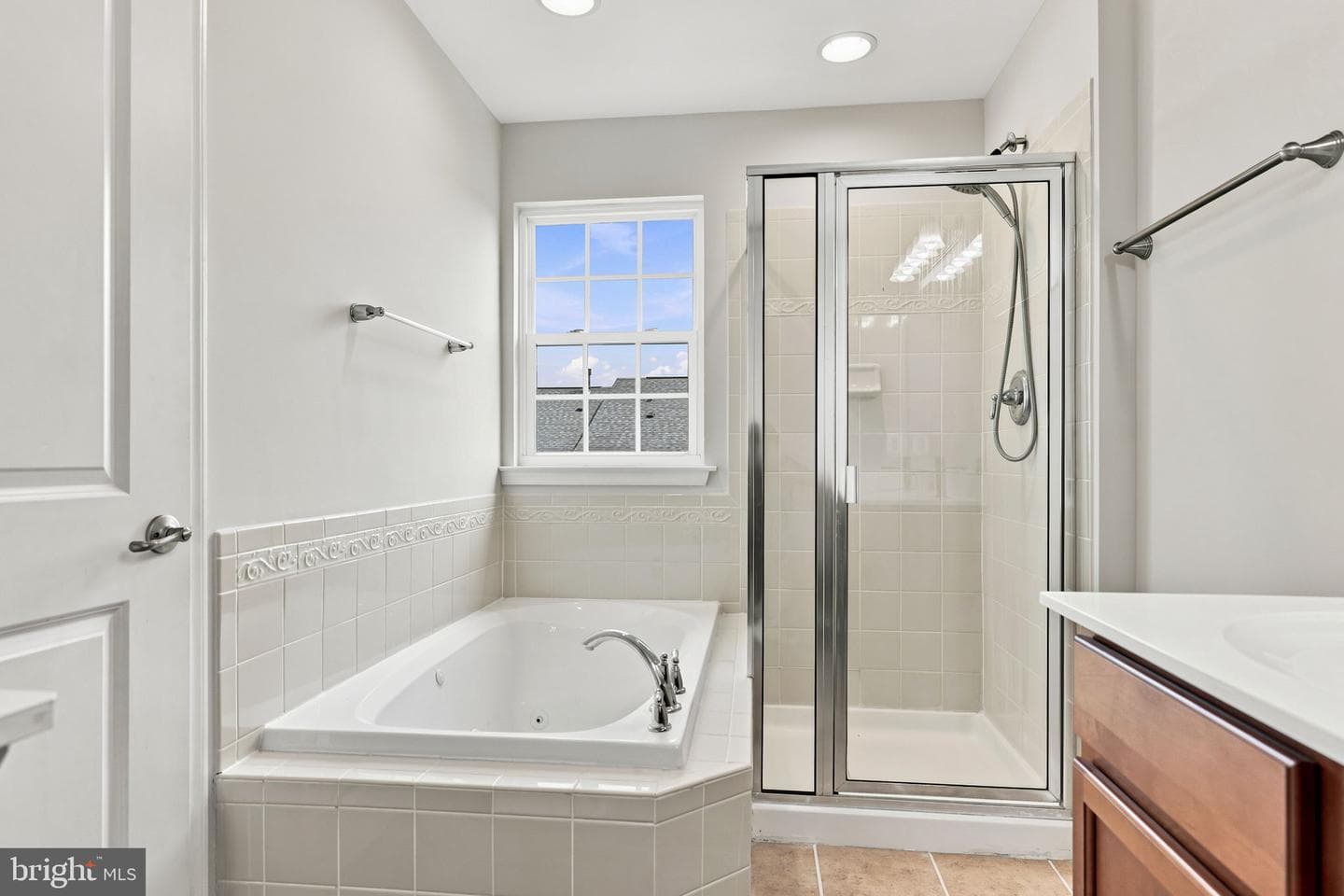 102 Argyle Court photo 26
