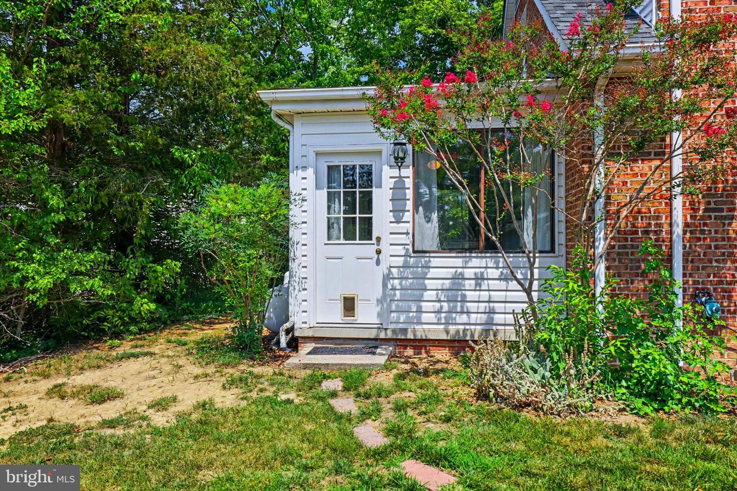 2105 Shawn Drive photo 11