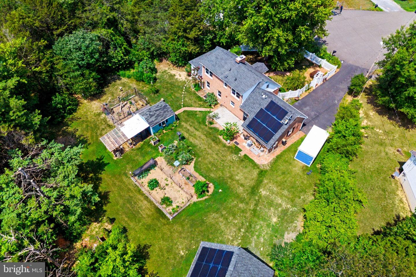 2105 Shawn Drive photo 27