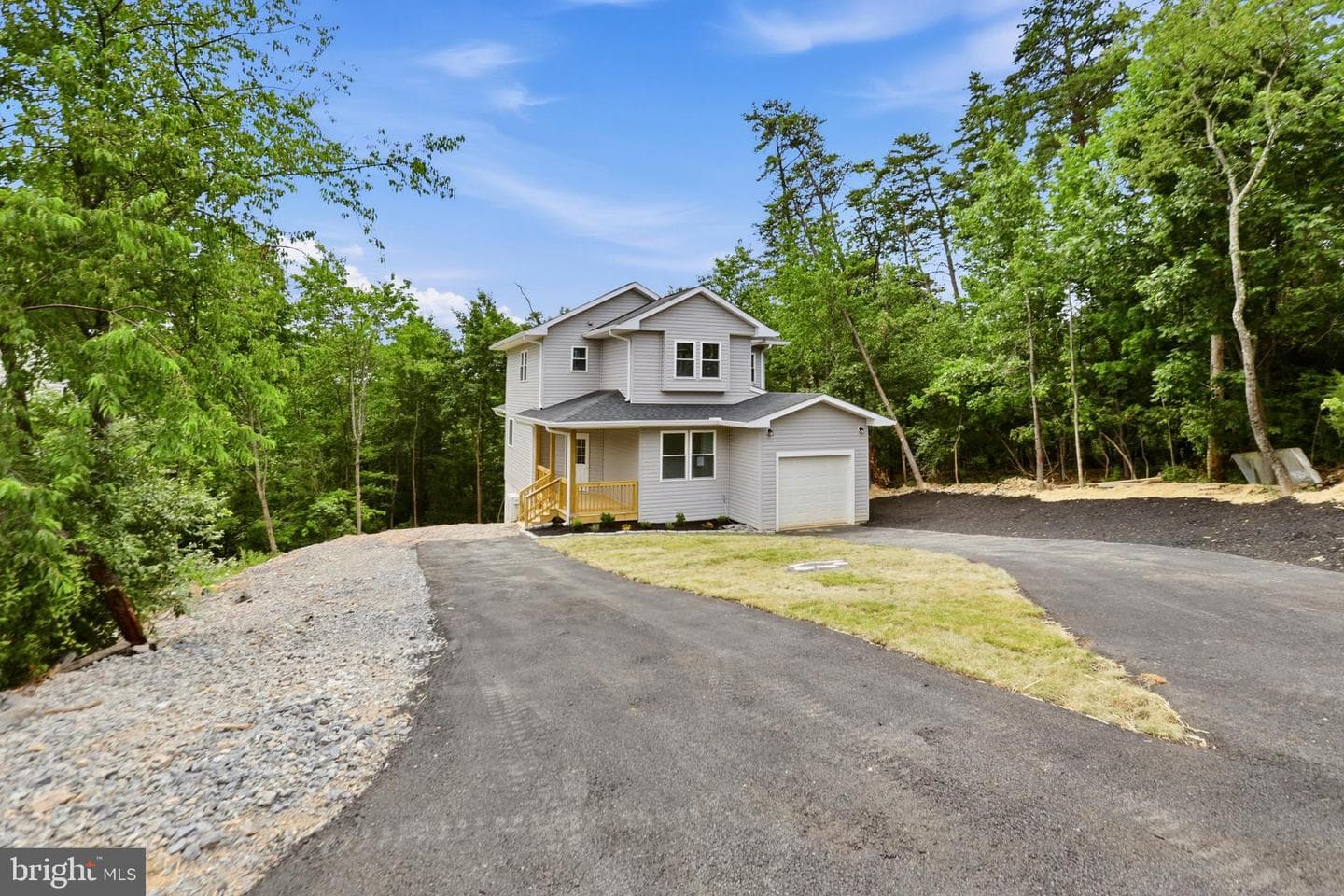 607 S Lakeview Drive photo 3