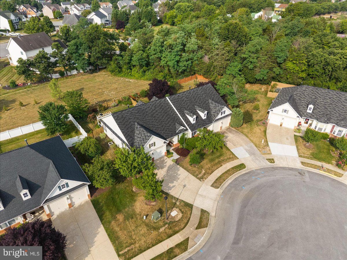 127 Shumard Court photo 23