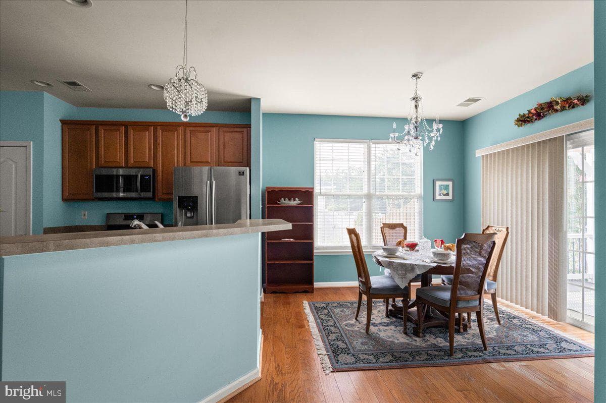 127 Shumard Court photo 3