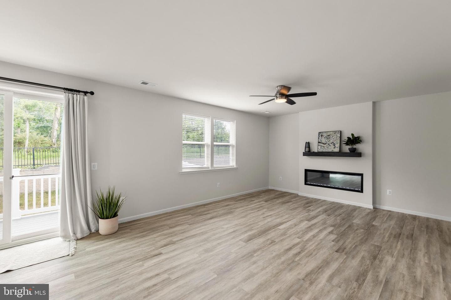 139 Poe Drive photo 11