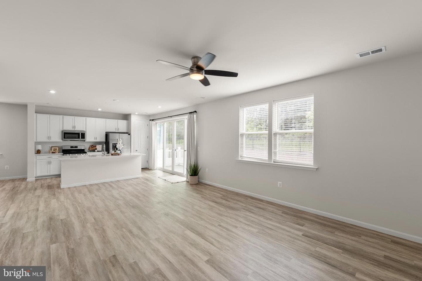139 Poe Drive photo 12